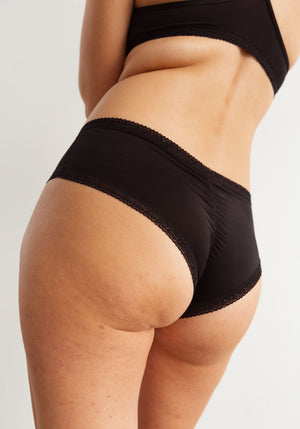 the micro lace trim hipster