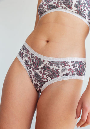 the micro lace trim hipster